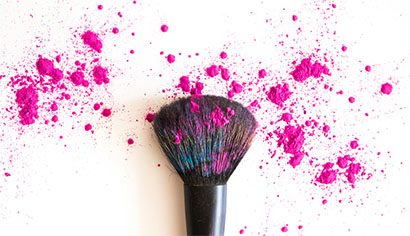 top-view-make-up-brush-pink-face-powder